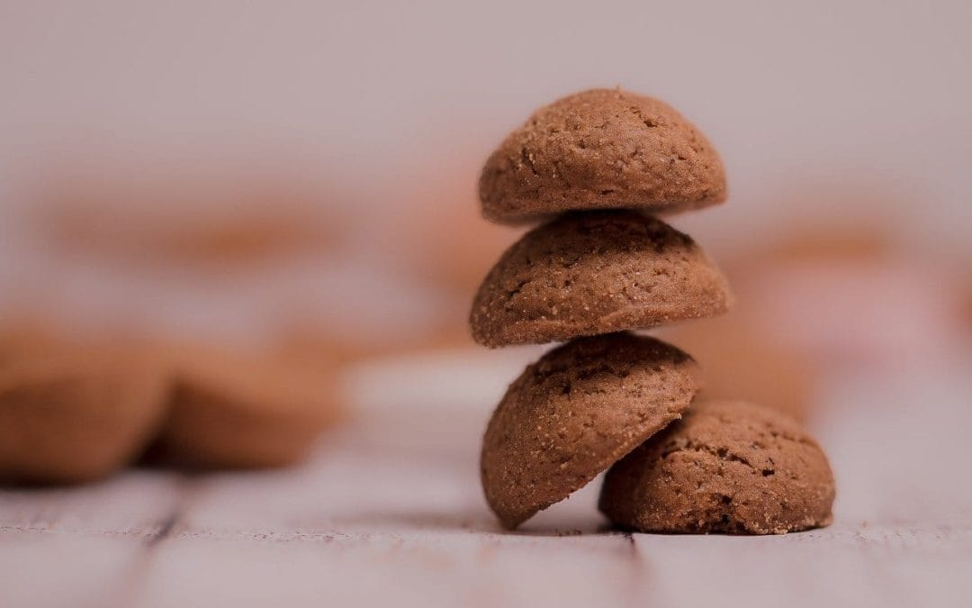 Daar wordt aan de deur geklopt…